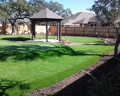 Synthetic Grass/Putting Greens